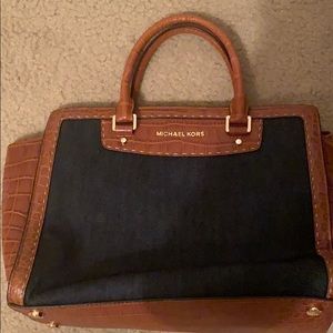 Michael Kors purse
